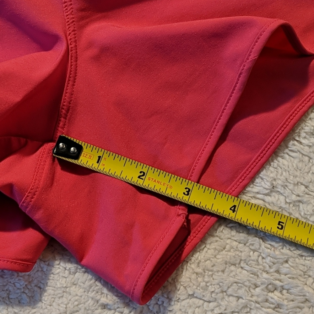 Skechers running shorts - Picture 3 of 8